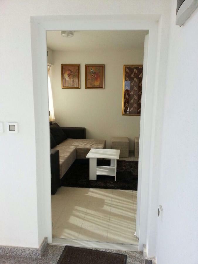 Kartini Apartment Nin Exteriör bild