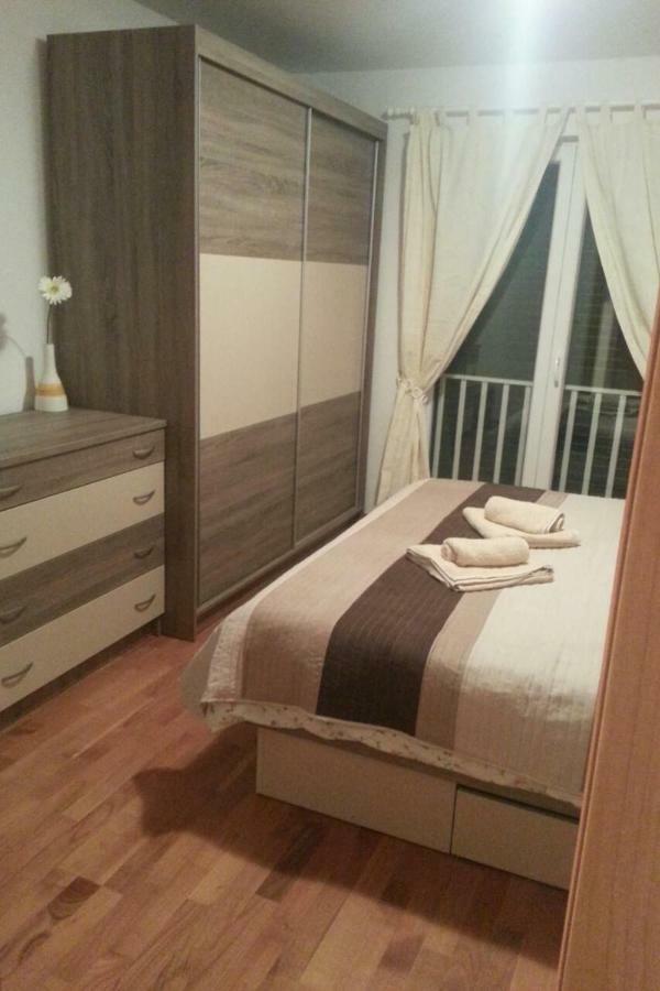 Kartini Apartment Nin Exteriör bild