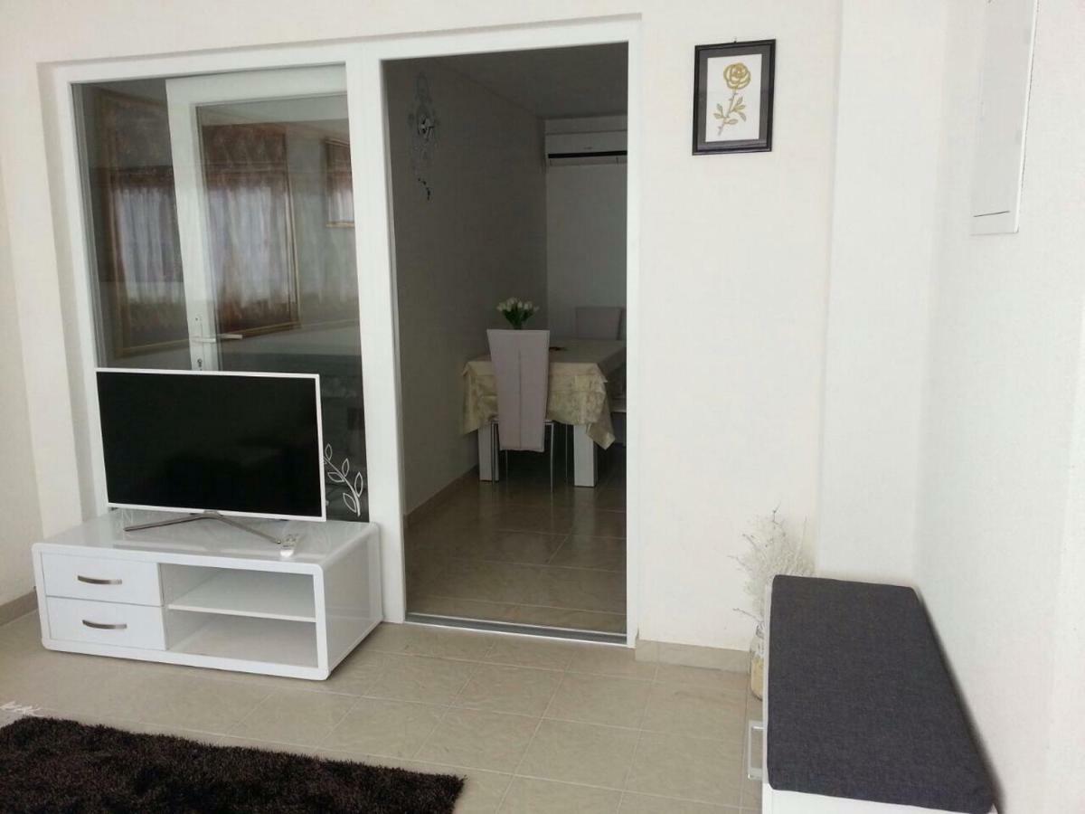 Kartini Apartment Nin Exteriör bild